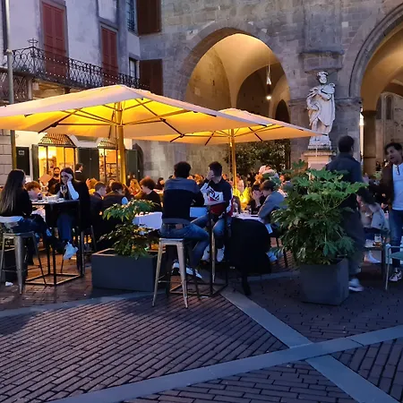 Piazza Vecchia Bergamo