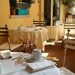 Piazza Vecchia Hotel 4*