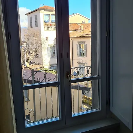Piazza Vecchia Szálloda