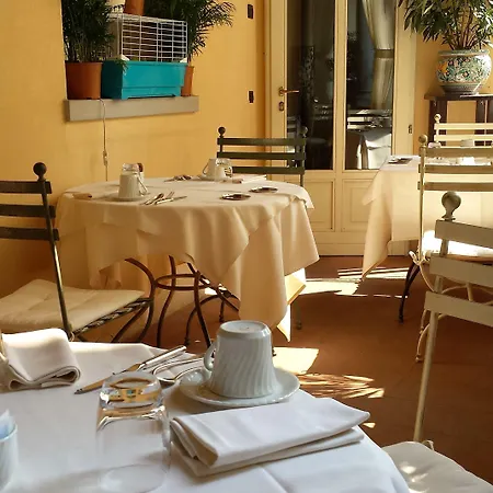 Piazza Vecchia Hotel 4*