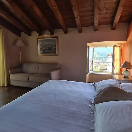 Hotel Piazza Vecchia 4*