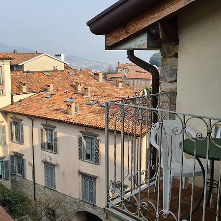 Piazza Vecchia