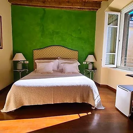Otel Piazza Vecchia 4*