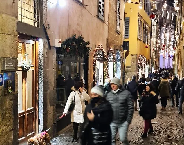 Piazza Vecchia 4* Bergamo