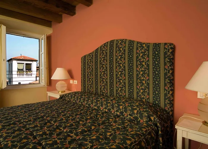 Piazza Vecchia 4* Bergamo