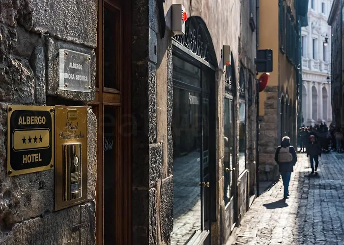 Piazza Vecchia Hotel Bergamo